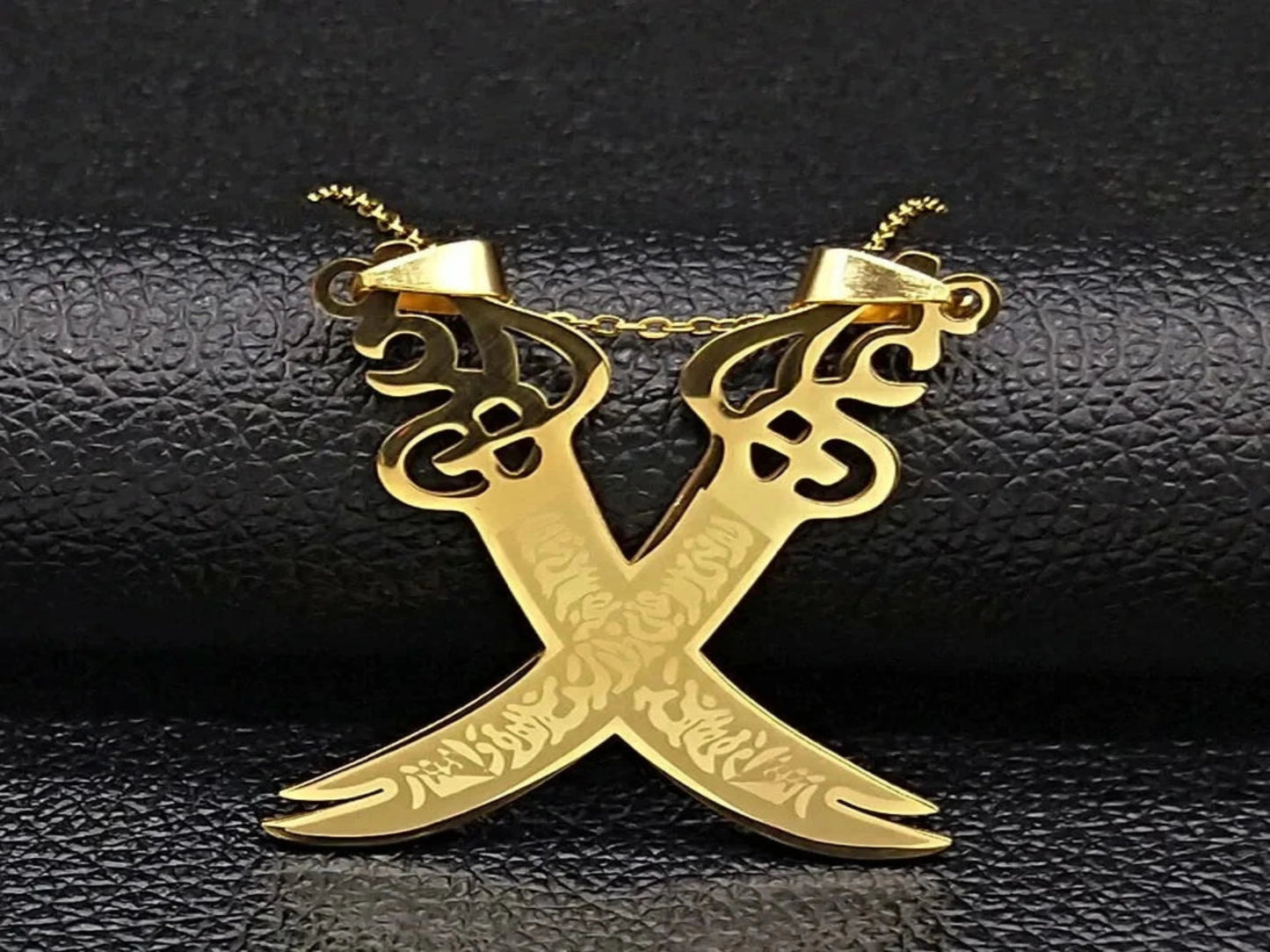 COLLAR DE ESPADA