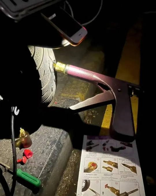 REPARADOR DE NEUMÁTICOS