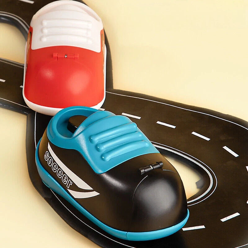 FOOTBALL SHOES CAR TOY (2 UNIDADES)