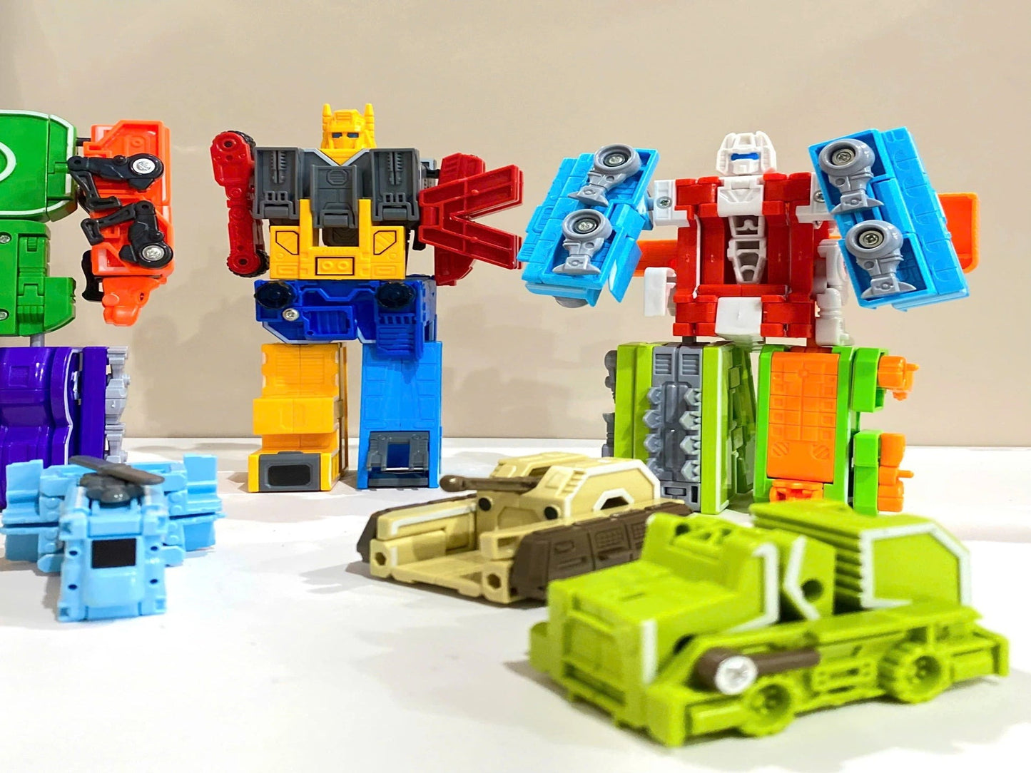 PROMO DOBLE SET DE ROBOT TRANSFORMER (2X1)