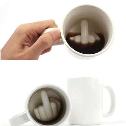 TAZA DE CERÁMICA CON DISEÑO DIVERTIDO